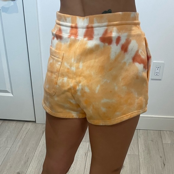 TNA Tie Dye Sweat Shorts - Picture 2 of 10